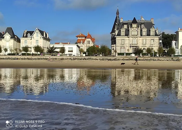 Maison Calme A Un 15min A Pied De La Semesterbostad *